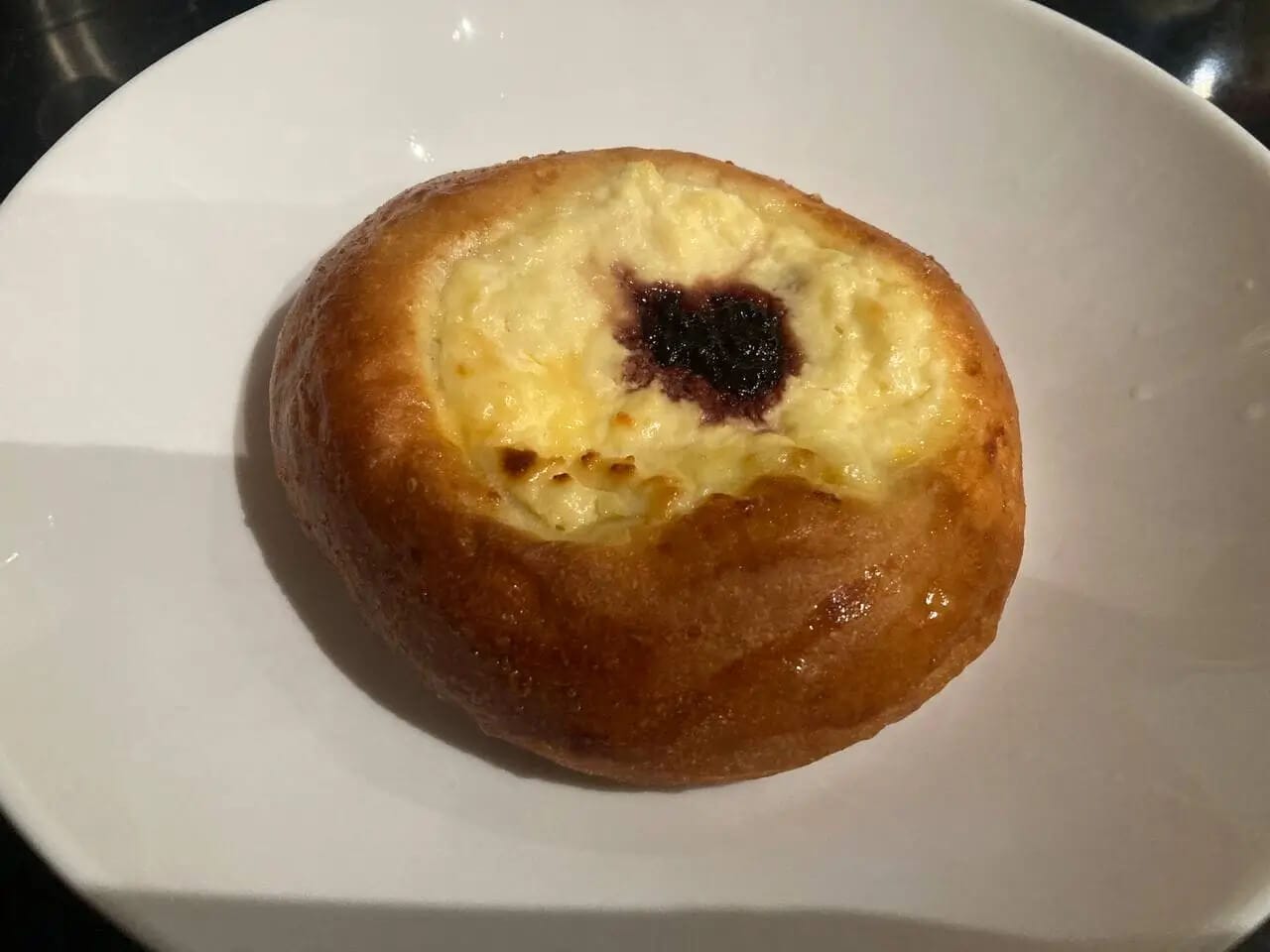 Drożdżowe watruszki z serem