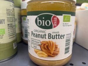 wegańskie produkty BIO z Carrefour masło orzechowe Bio Asia