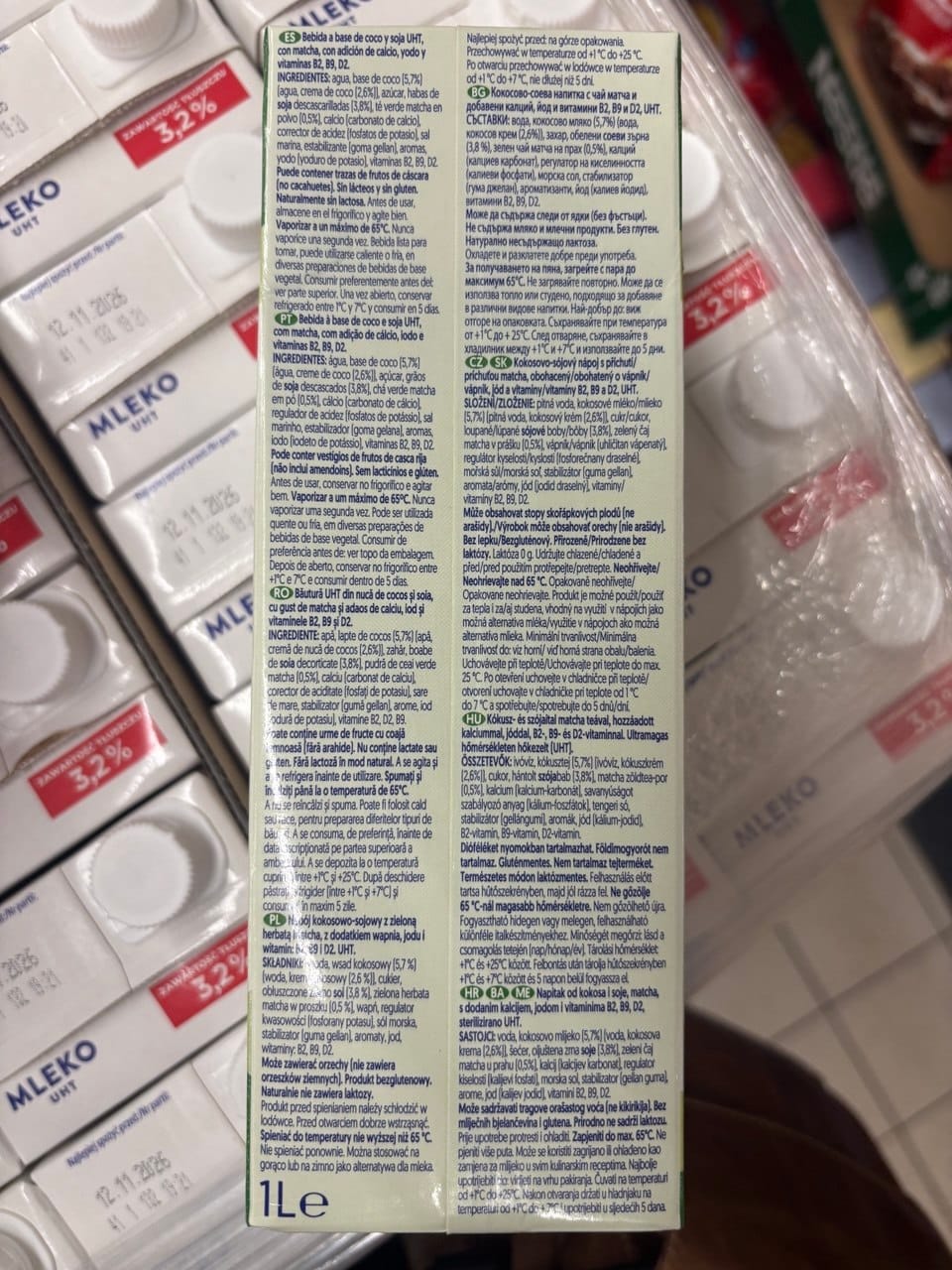 Alpro Matcha Coconut – wegańskie produkty w Biedronce 2026