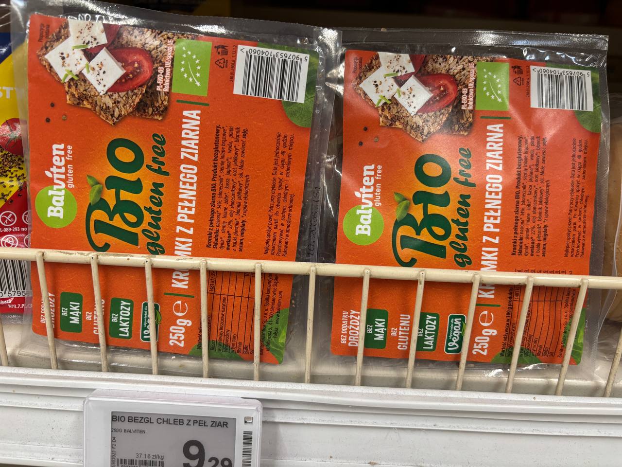 Chleb bezglutenowy Auchan Balviten BIO Kromki z pełnego ziarna 250 g